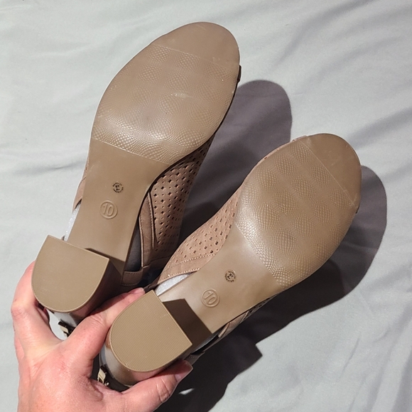 Tan Peep-Toe Block Heel Booties By Ana Size 10 Never Worn - Picture 4 of 6